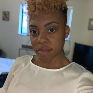 Meet your Posher, Keisha